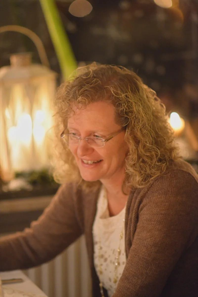 Portrait von Julie Osmaston